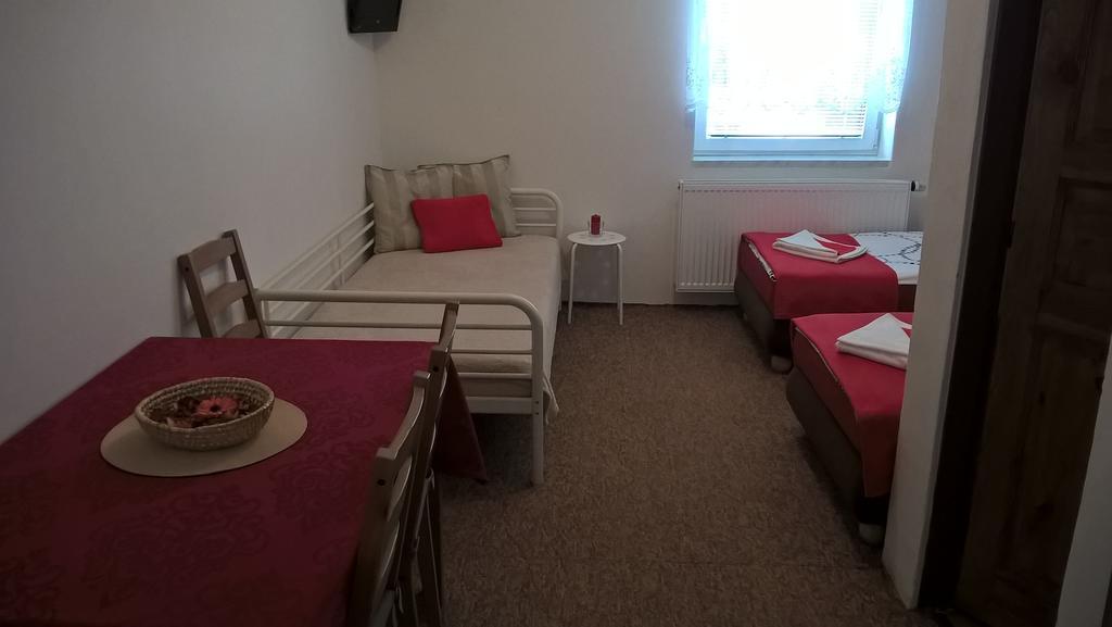 Penzion V Hájku Vřesina Kamer foto